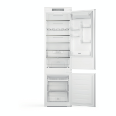 Hotpoint Total No Frost HTC20 T322 UK Integrated Fridge Freezer